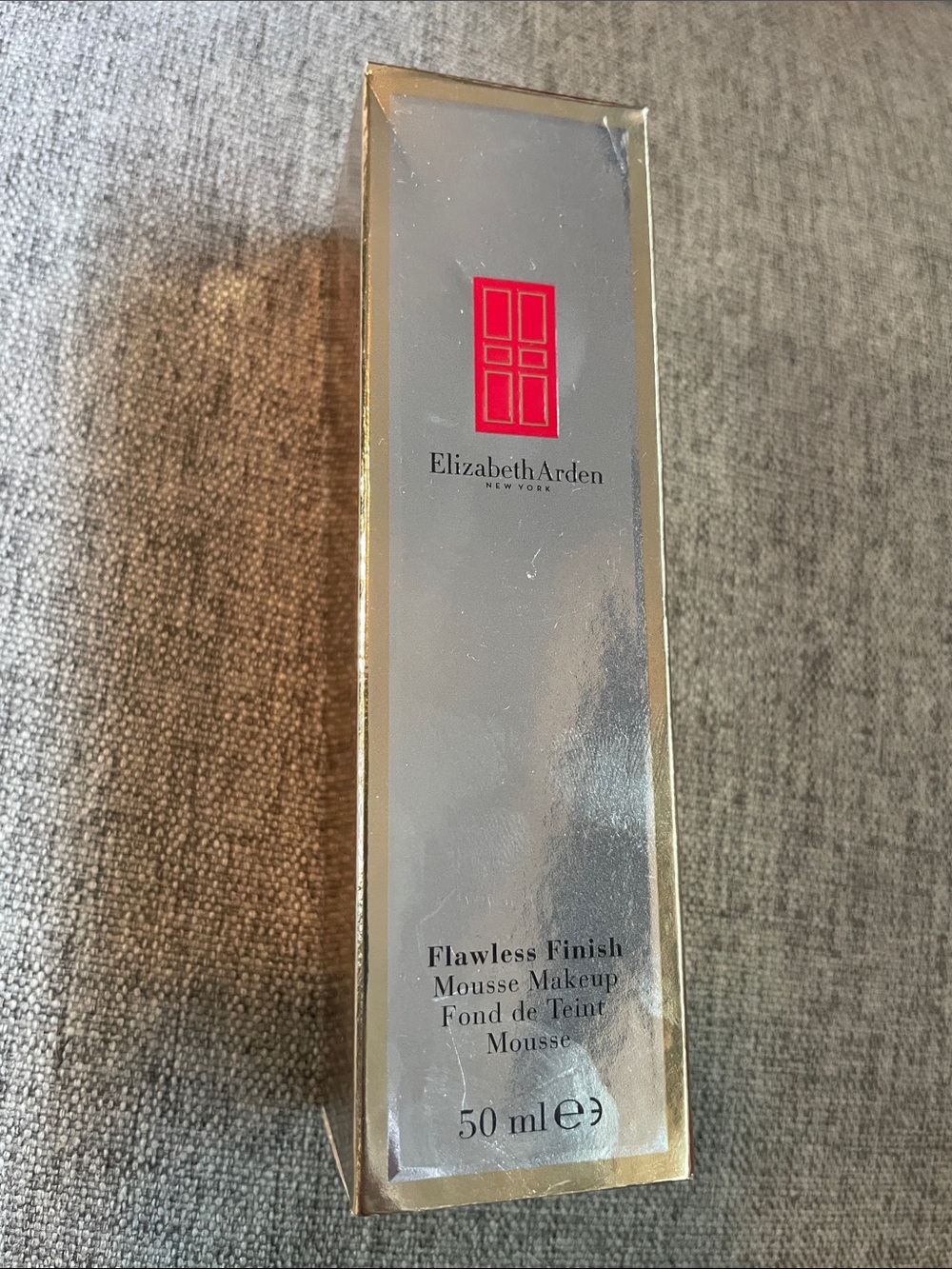 Elizabeth Arden Silver Box with Red Logo Flawless Finish